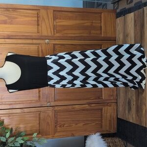 Sherosa Black/White Chevron Tank Maxi Sleeveless Dress New XL